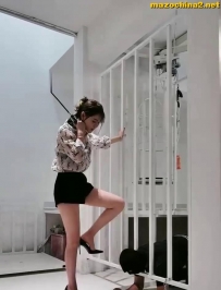 ����Ө-Ȧ�����������ͷ��֫�̶���Ҹ��(26����)